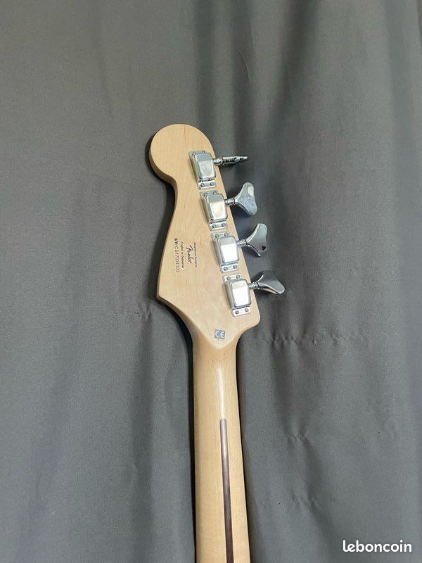 Pack basse Squier Bronco by Fender + ampli Fender Rumble 15 + housse + câble + sangle (image 9)