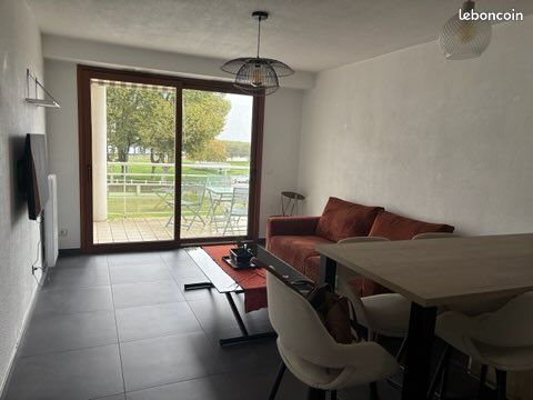 Appartement 2 pièces 35 m² · à Aix-les-Bains · 35 m² · 900 €/mois