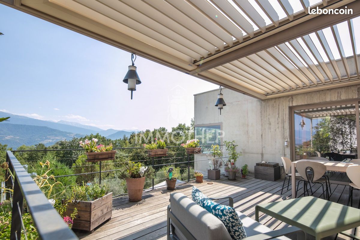 Maison 5 pièces 162 m² · à Meylan · 162 m² · 876 000 €