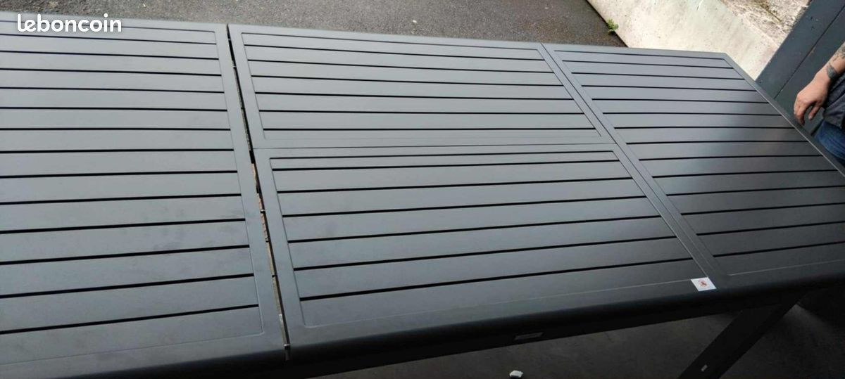 Table en Alu (image 1)