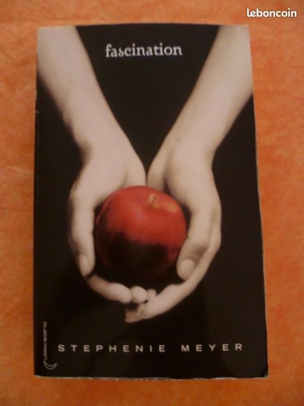 1er tome de la saga Twilight Fascination de Stephenie Meyer (image 1)