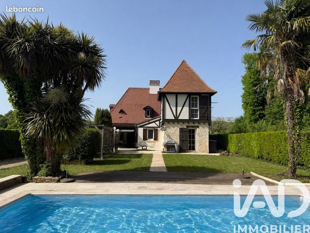 Propriété 7 pièces 170 m²