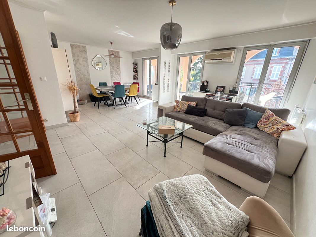 Appartement 4 pièces 109 m² · à Moulins · 109 m² · 197 500 €
