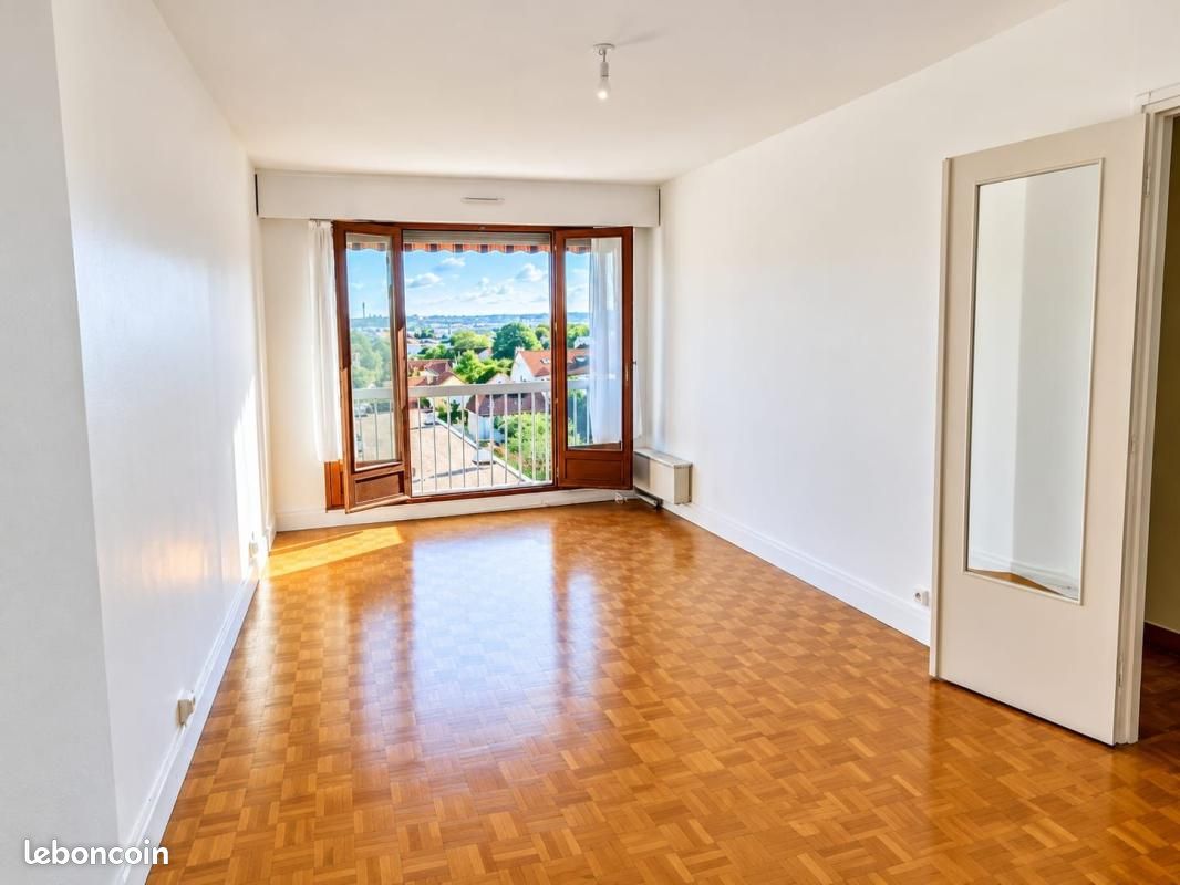 Appartement 3 pièces 54 m² · à Créteil · 54 m² · 252 000 €