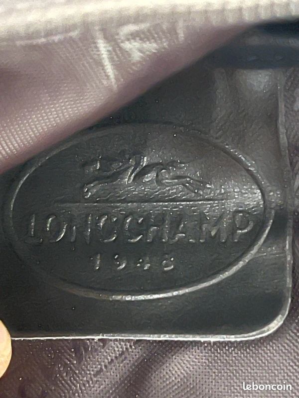 Longchamp 731 - Sac à main pochette baguette porté épaule en cuir grainé noir / bleu nuit (image 7)