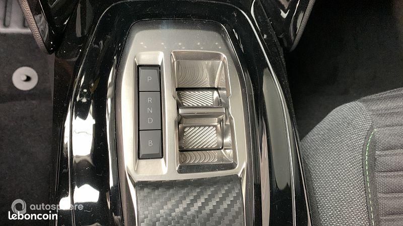 Peugeot 2008 e-2008 136ch Active (image 24)