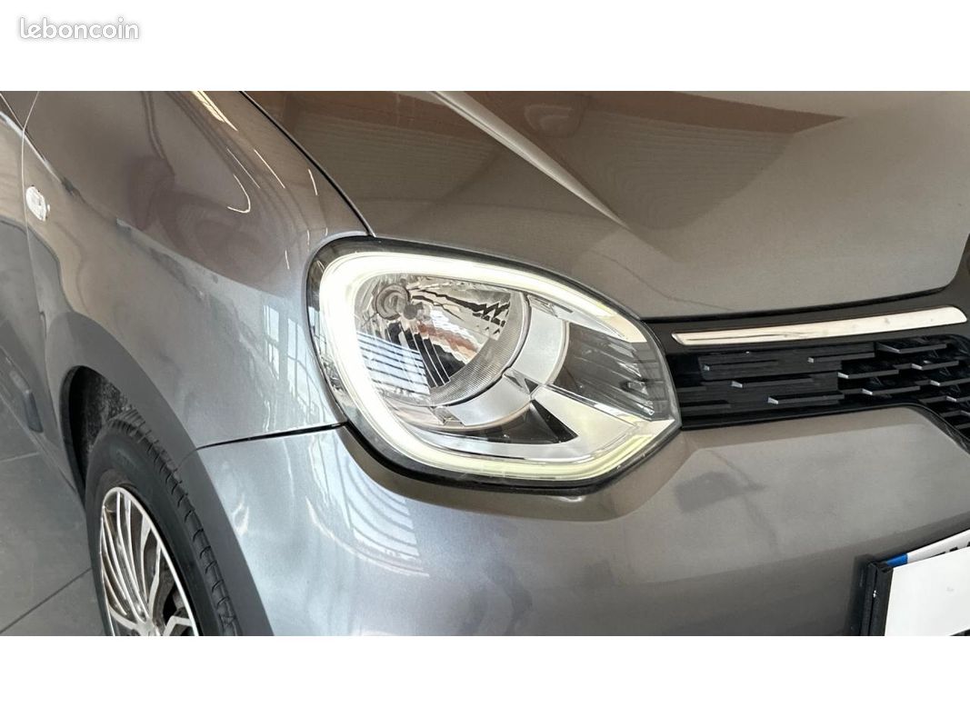 RENAULT TWINGO 1.0 Sce 65 ch - FAIBLE KILOMETRAGE - BLUETOOTH (image 32)
