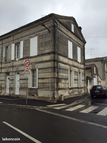 Maison meublée 3 chambres – Centre de Cognac – 120 m² avec cour et garage – 1 300 /mois charges incluses