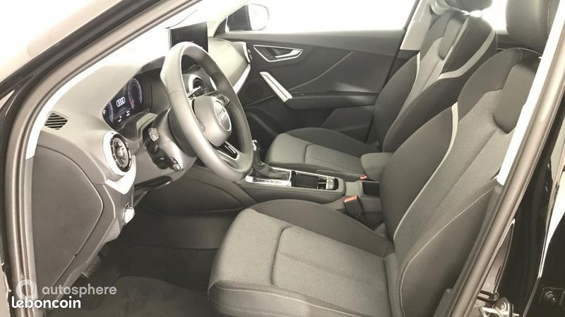 Audi Q2 35 TFSI 150ch Design S tronic 7 (image 12)