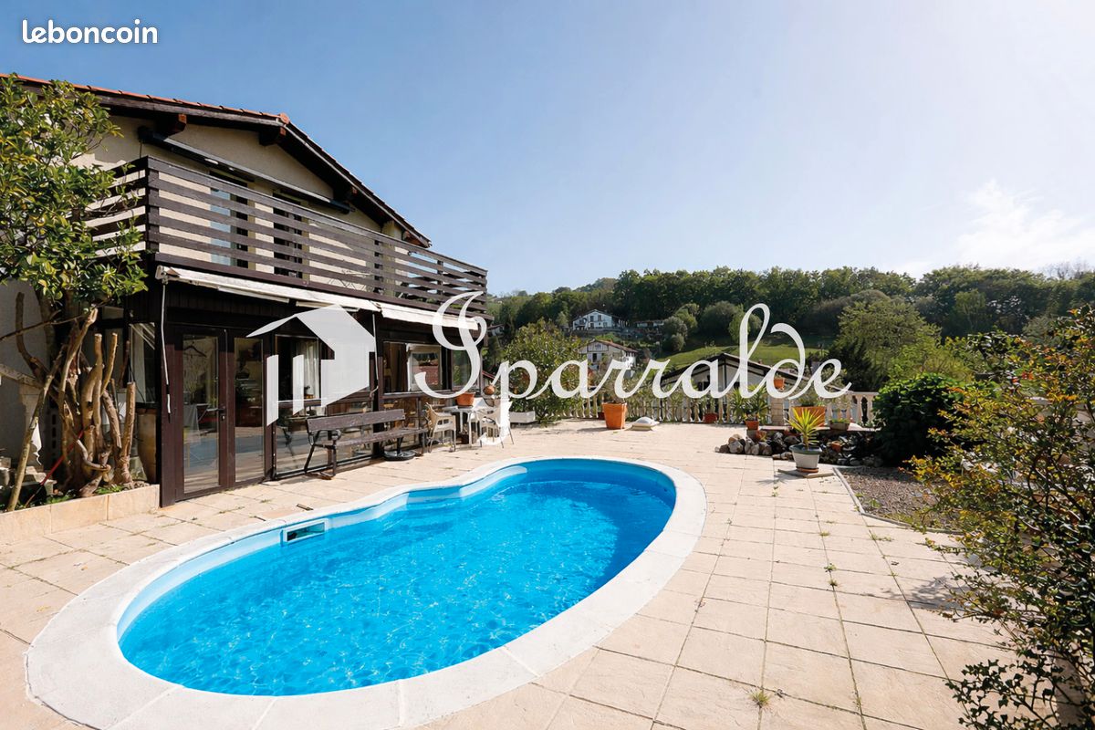Maison 5 pièces 153 m² · à Hendaye · 153 m² · 586 000 €