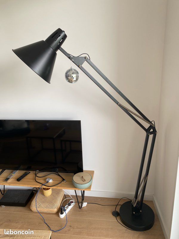 Lampes sur pied dans le style Vintage & cottage