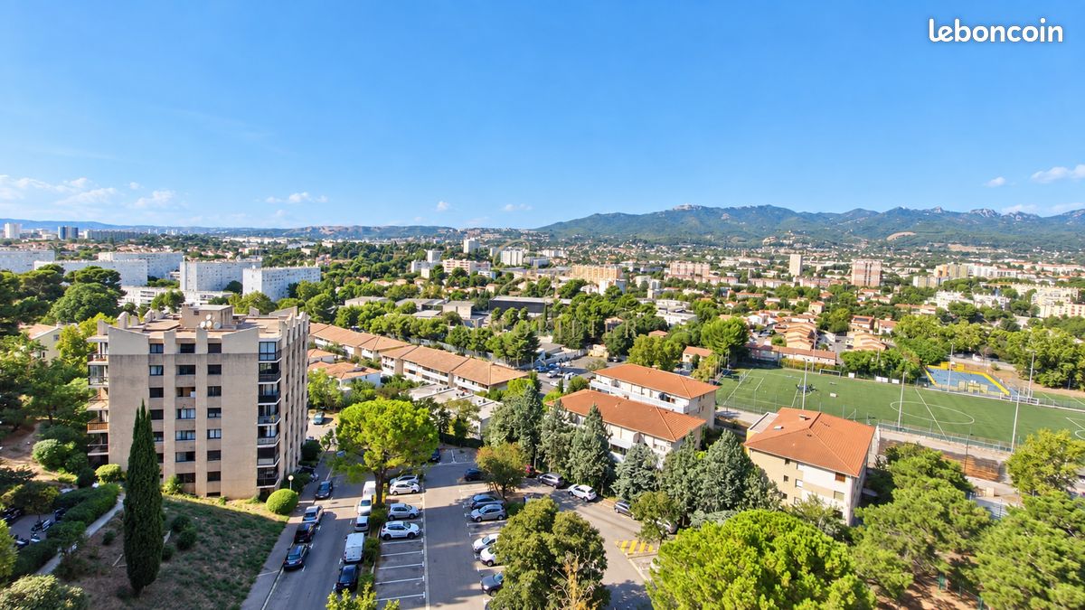 Appartement 4 pièces 81 m² · à Marseille · 81 m² · 165 000 €