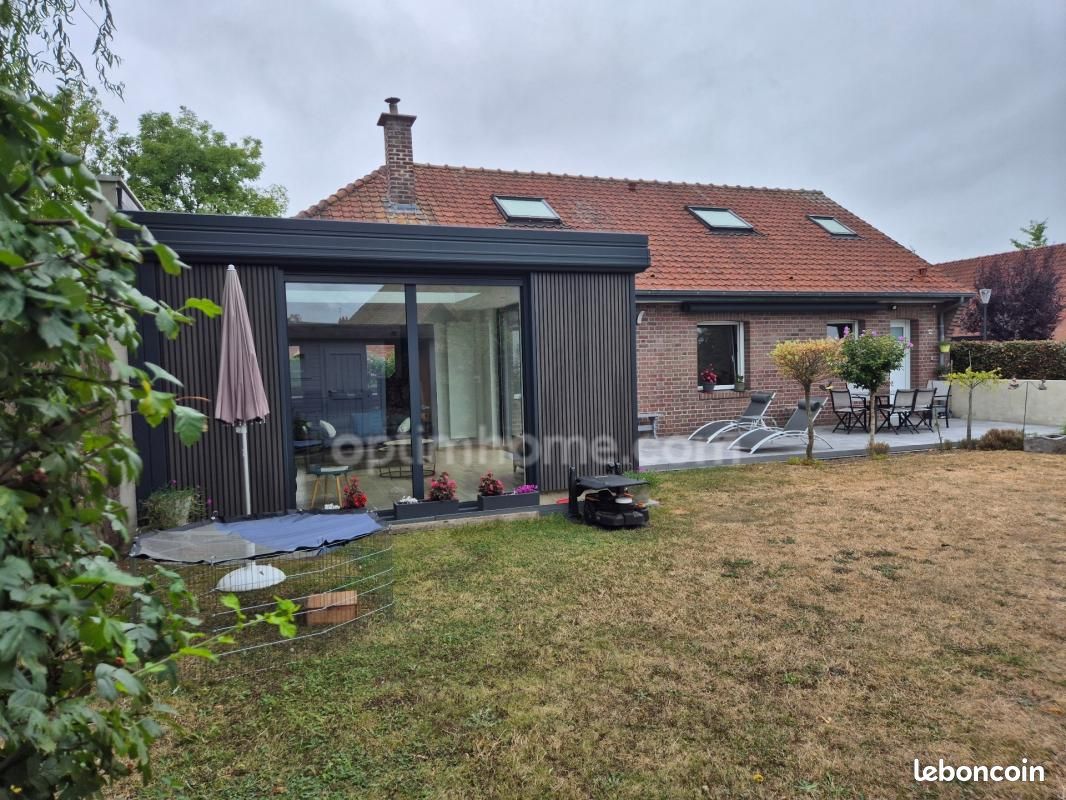 Maison 5 pièces 162 m² · à Wambrechies · 162 m² · 615 000 €