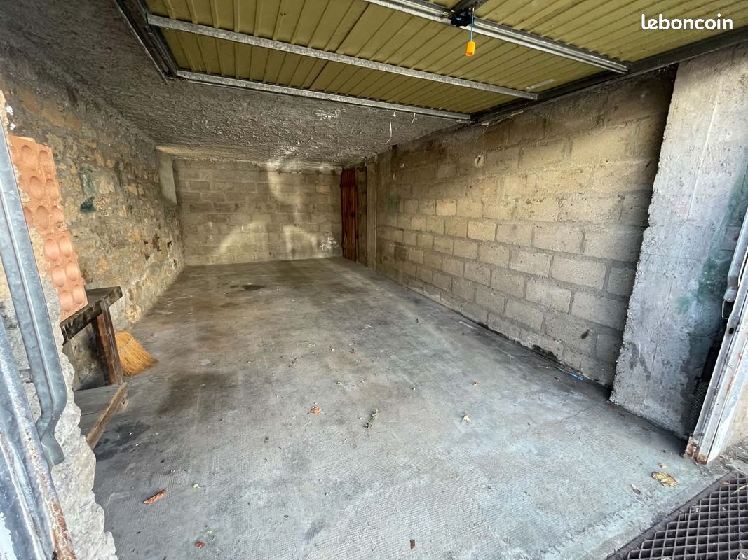 Parking 19 m² · à Saint-Nazaire · 19 m² · 23 000 €