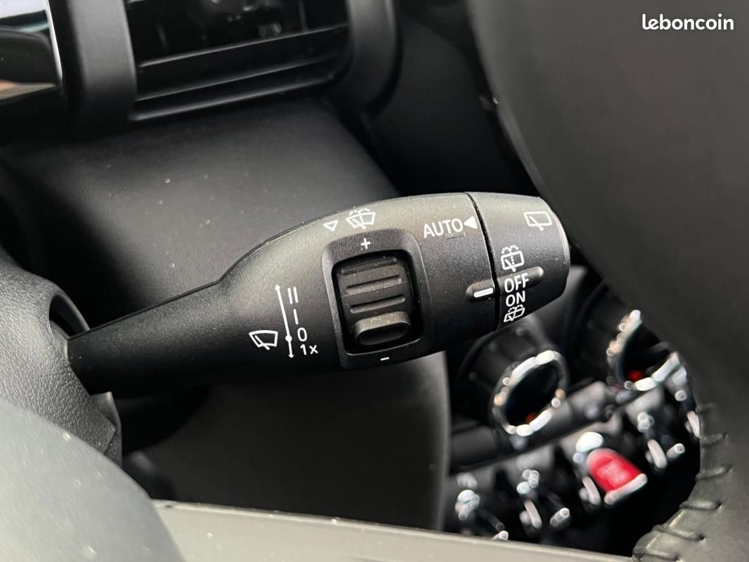 Mini 3 portes HATCH F56 LCI Cooper 136CH BVA7 Edition Greenwich - Faible KM* Suivi Mini* CarPlay (image 21)