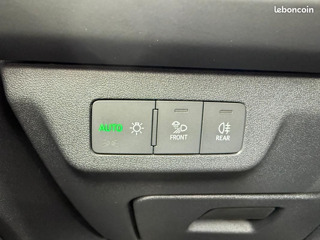 Audi Q3 DIESEL TDI 150 ch S tronic 7 S line (image 18)