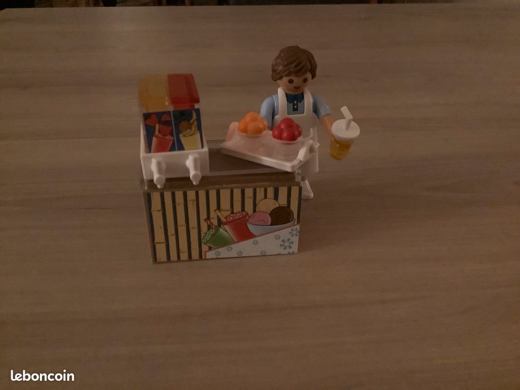 Playmobil - vendeur de sorbets 70251 (image 1)