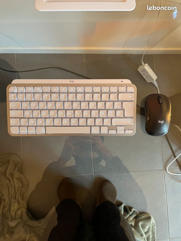 LOGITECH MX Keys mini Mac + Souris LOGITECH M240 - Accessoires informatique