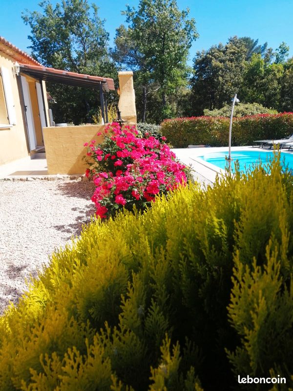 Maison 5 pièces 90 m² · à Régusse · 90 m² · 366 000 €