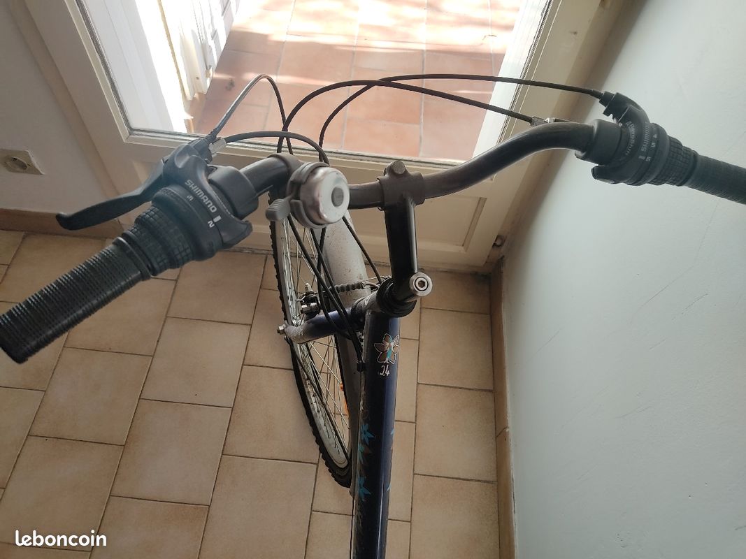 Vélo enfant 8-10 ans (image 3)