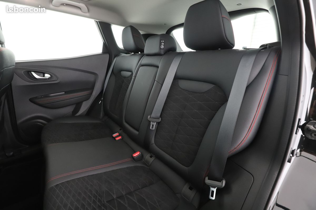 Renault Kadjar 1.3 TCe SL Black Edition EDC 160 ch (image 15)