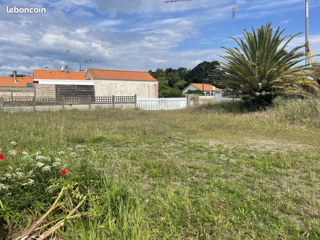 Terrain 414 m² La Plaine Sur Mer · à La Plaine-sur-Mer · 178 610 €