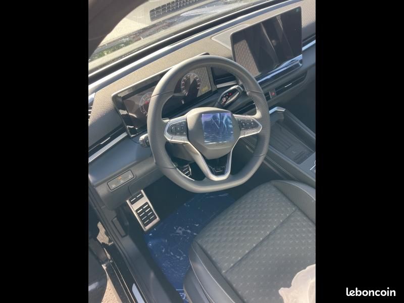 Volkswagen T-Roc 1.5 TSI Evo2 150ch R-Line Edition DSG7 (image 8)