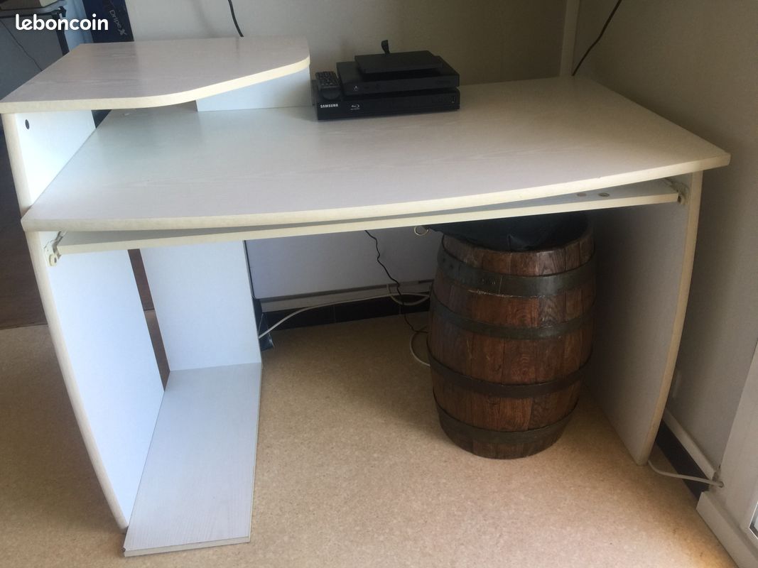 Bureau (image 3)