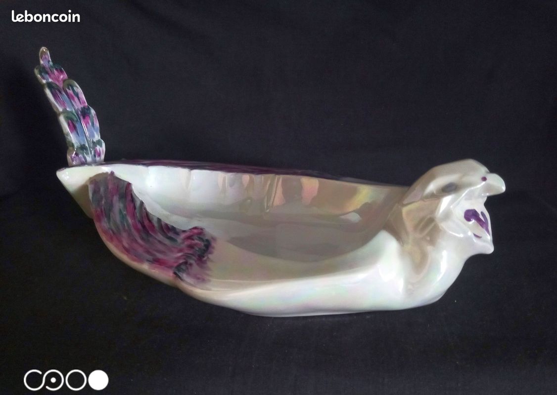 Céramique Limousine - Grand vide poche Art Déco en forme de pigeon en porcelaine de Limoges (image 1)