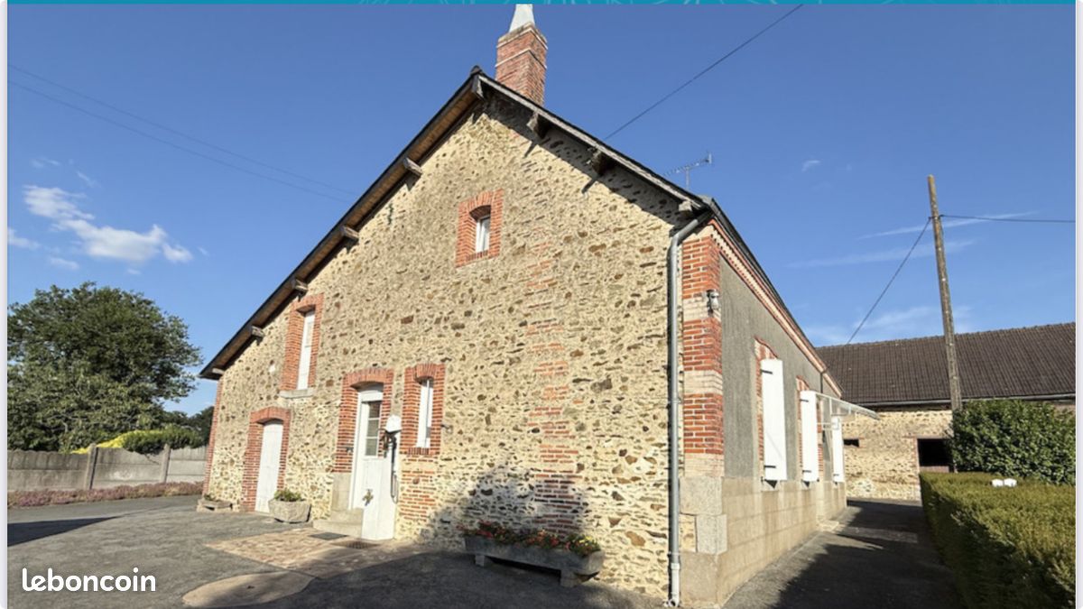 Maison 5 pièces 101 m² · à Cossé-le-Vivien · 101 m² · 165 000 €