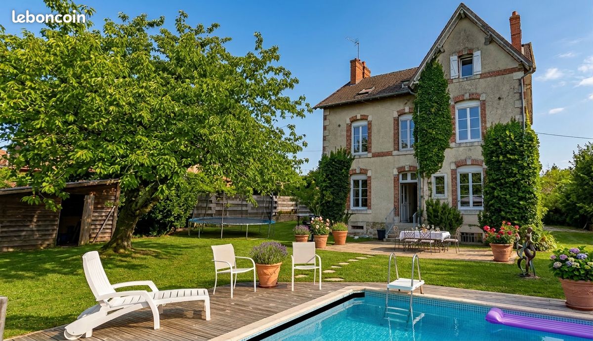 Maison 9 pièces 210 m² · à Sauvigny-les-Bois · 210 m² · 278 000 €