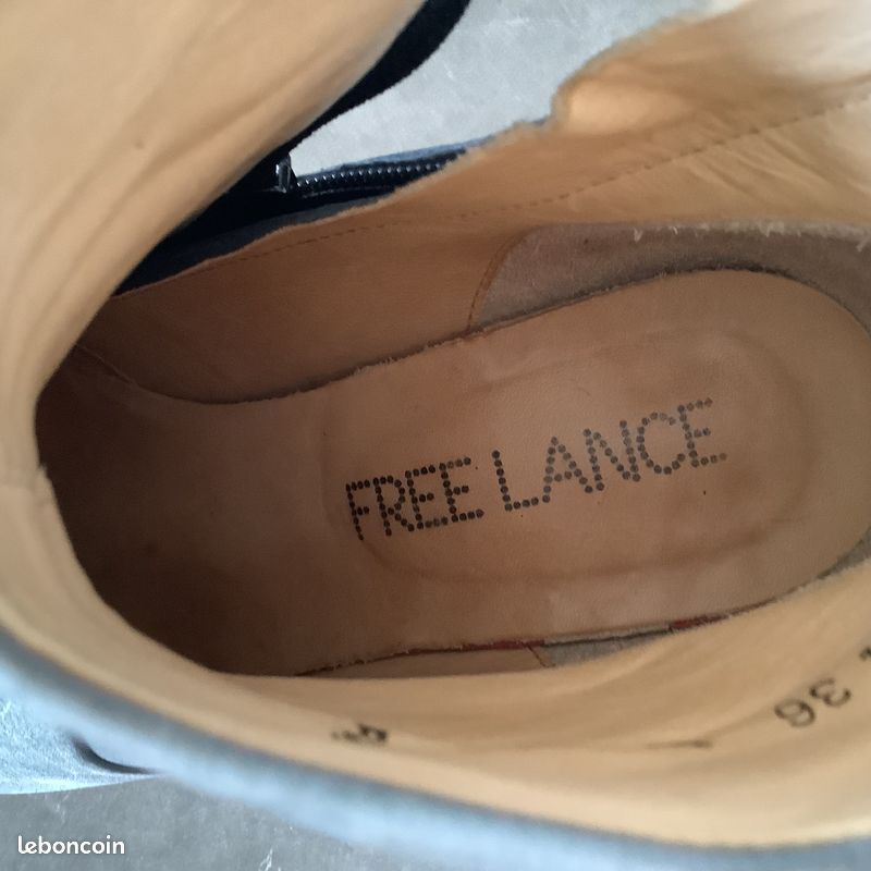 Bottines Free Lance En Cuir Rose Clair Vieilli - Taille 39.5 - Occasion Très Bon état