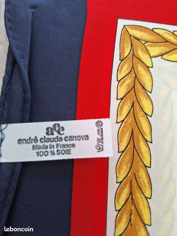 Foulard En Soie Gendarmerie Nationale / Garde Républicaine - Signé Jacques P. Verigny, Occasion, Très Bon état