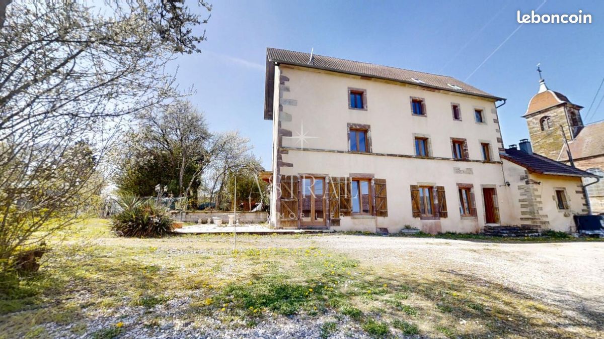 Maison 11 pièces 209 m² (image 3)