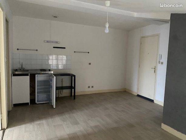 Appartement T2 centre CERIZAY