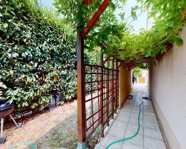 Maison 380 000 € - 121 m²