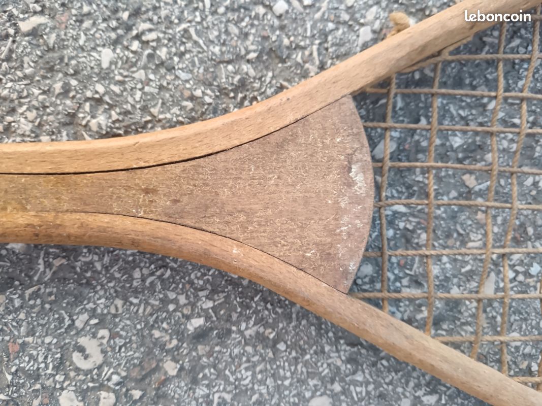 Ancienne Raquette De Tennis / Jeu De Paume En Bois Et Boyaux - Avant 1900