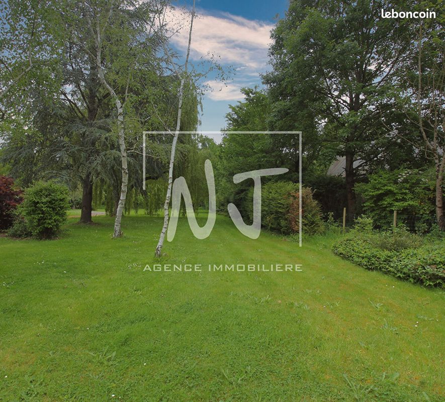 Terrain 1400 m² · à Les Garennes sur Loire · 1 400 m² · 159 000 €