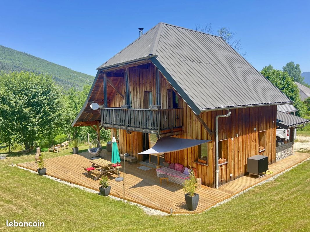 Maison 6 pièces 114 m² · à Le Noyer · 114 m² · 530 000 €