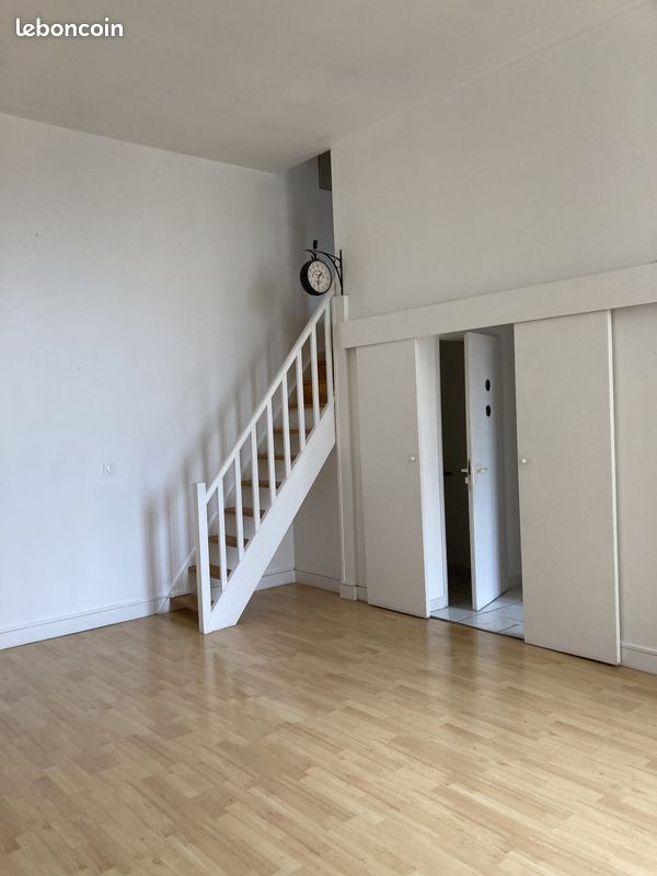 Appartement 3 pièces 71 m² · à Bordeaux · 71 m² · 1 090 €/mois