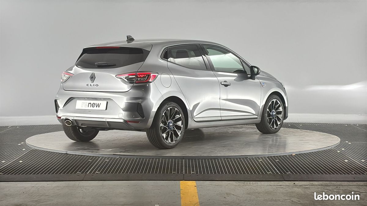 Renault clio tce 90 ch gsr2 esprit alpine (image 2)