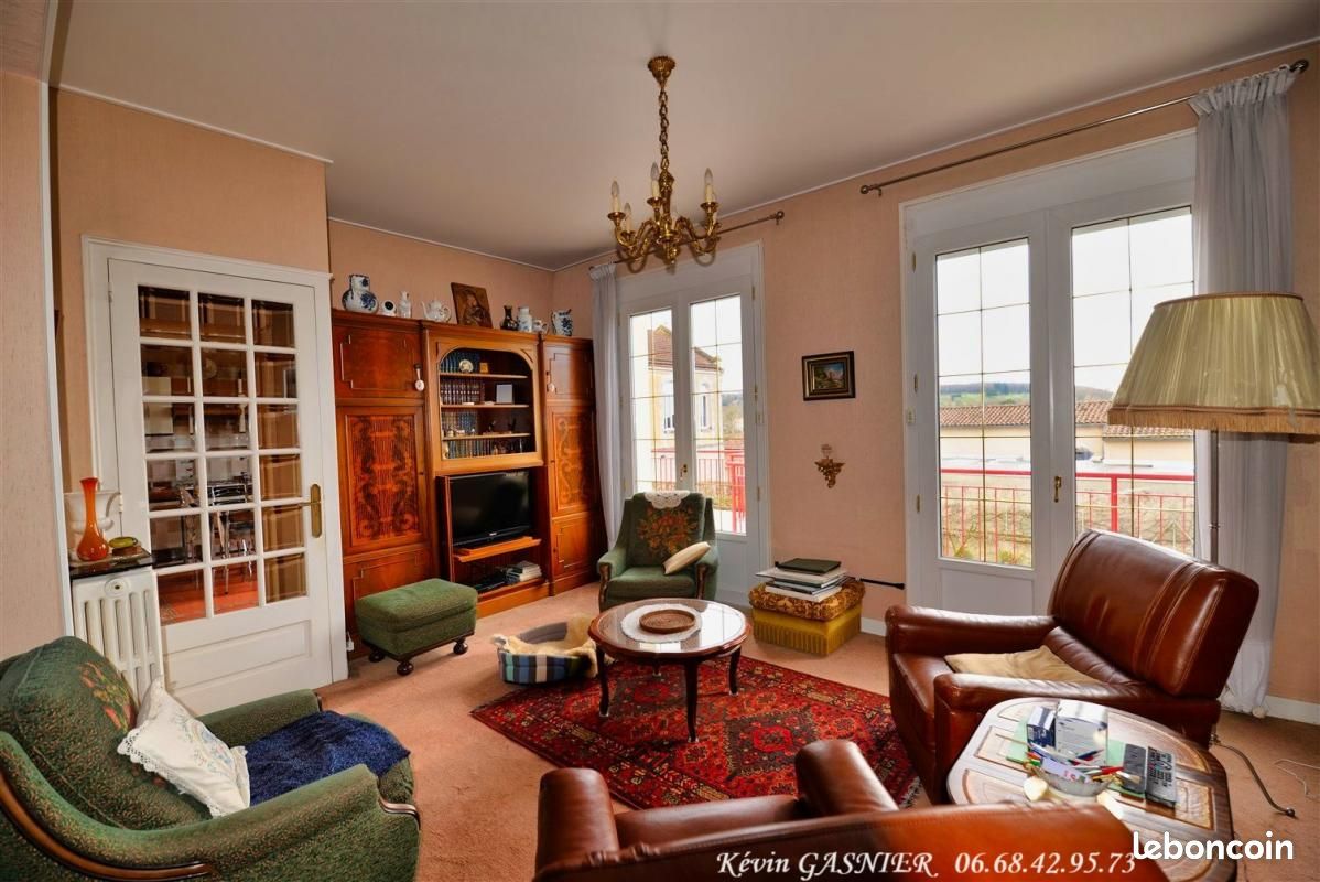 Maison 6 pièces 140 m² - Angoulême 16000 (image principale 2)