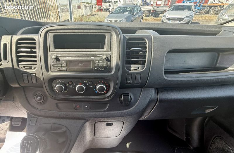 Renault TRAFIC III FG L1H1 2.0 DCI 120CH GRAND CONFORT E6 / TVA / Keyfree / Bluetooth (image 7)