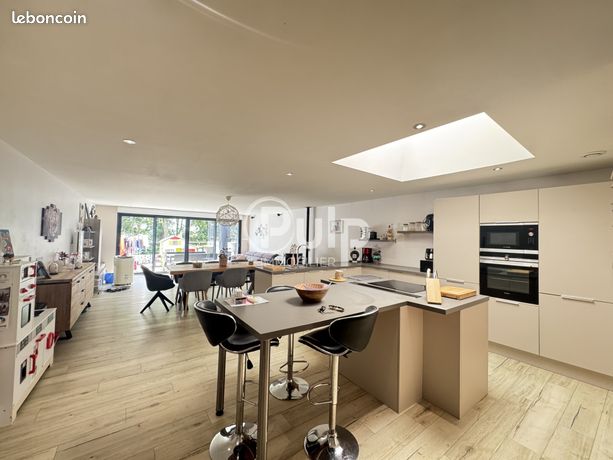 Maison 5 pièces 111 m²