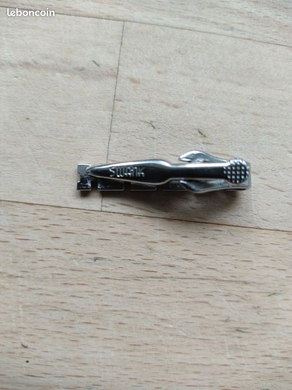 Pince couleur argent pour cravate slim