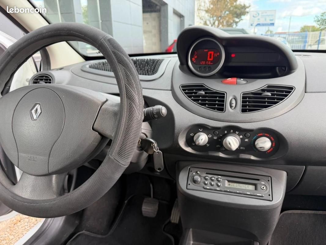 Renault Twingo 1.2 75 DYNAMIQUE BVA (image 5)