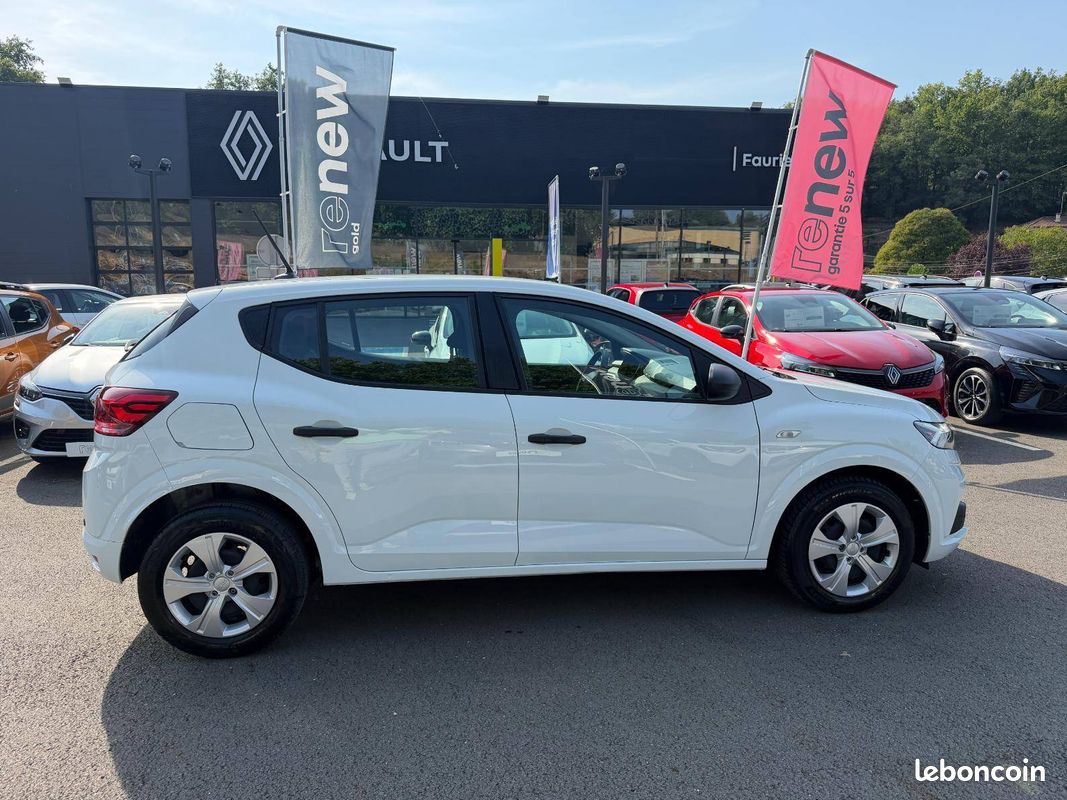 DACIA Sandero SCe 65 Essential (image 4)