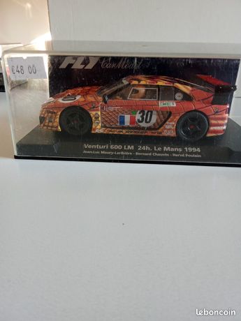 VOITURE DE CIRCUIT scalextric - Ford GT 40 EUR 10,50 - IT