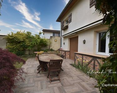 Maison 795 000 € - 262 m²