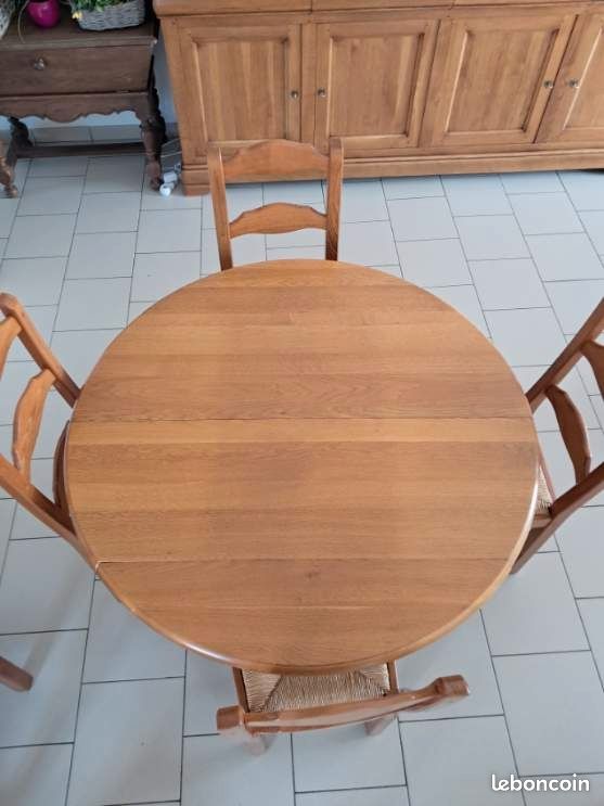 Salle à manger (image 1)